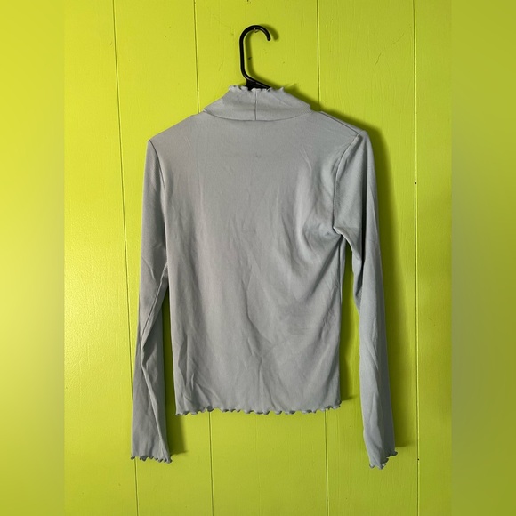 Forever 21 Long sleeve - Picture 2 of 3